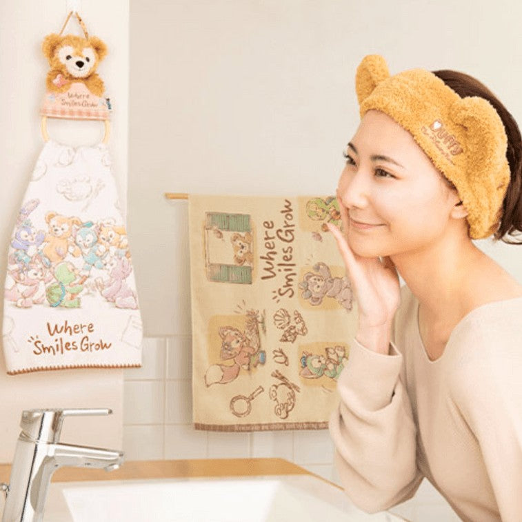 Disney Duffy Where Smiles Grow Towel Hanger Duffy