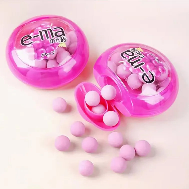 UHA E-ma Grape Flavor Candy 33g