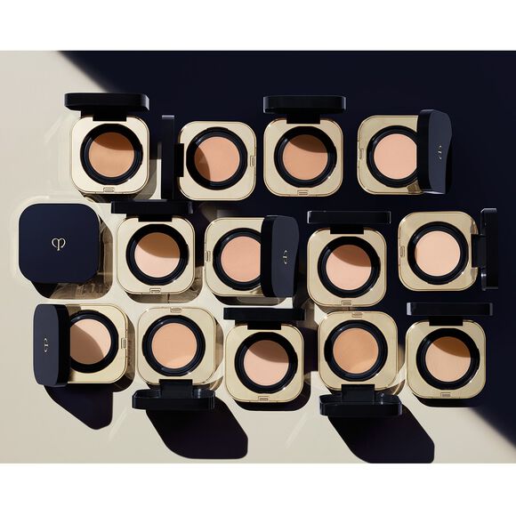 Cle de Peau Beaute Radiant Cushion Natural Foundation #OC10