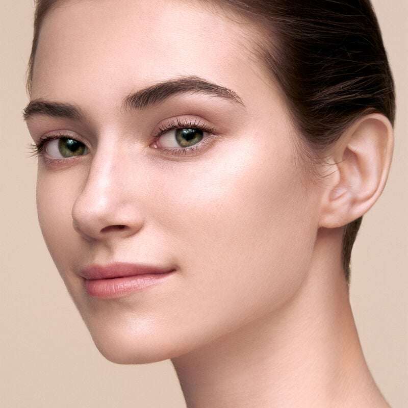 Clé de Peau Beaute CPB Tan Cushion Eclat Lumine #OC00