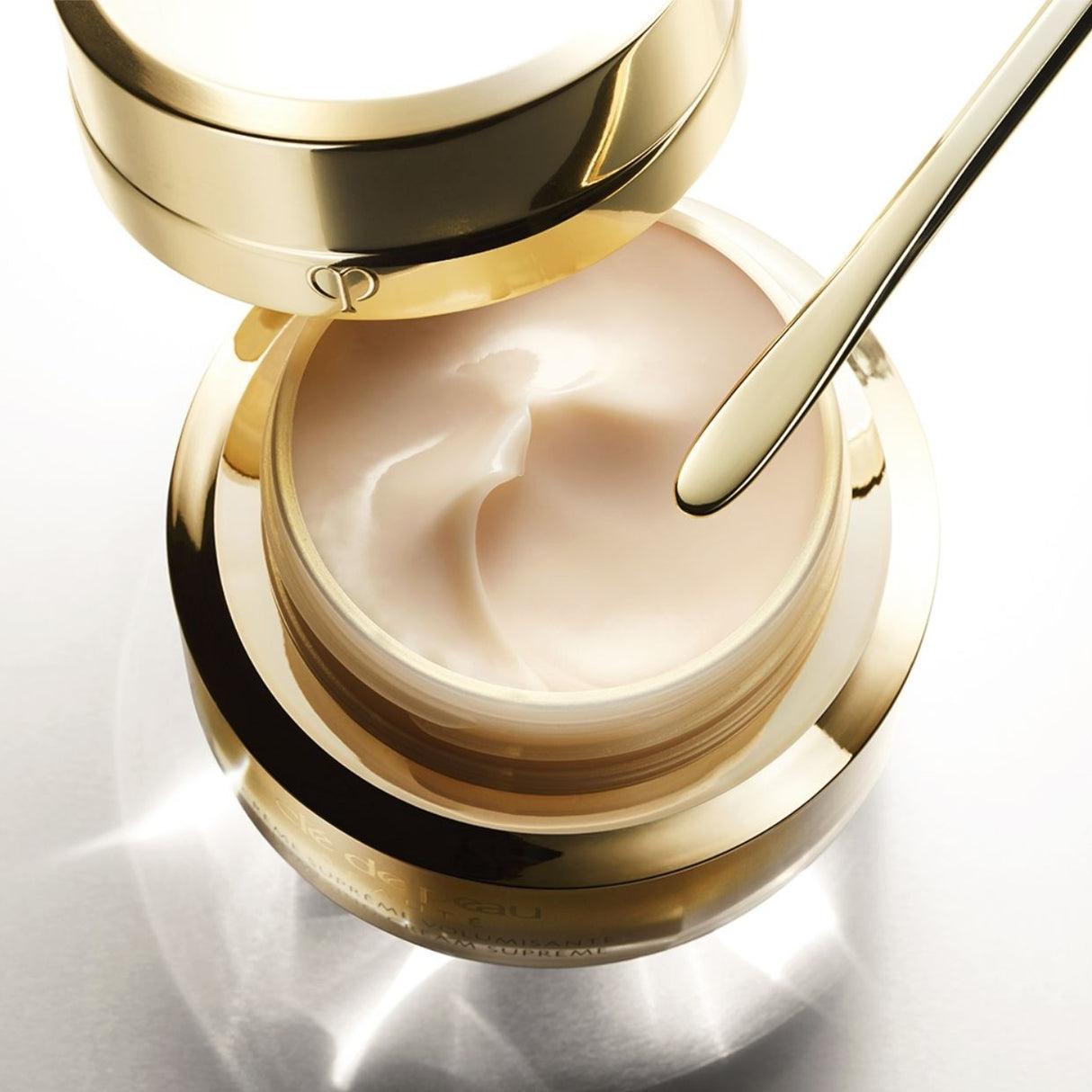 Clé de Peau Beauté Volumizing Cream Supreme 50ml