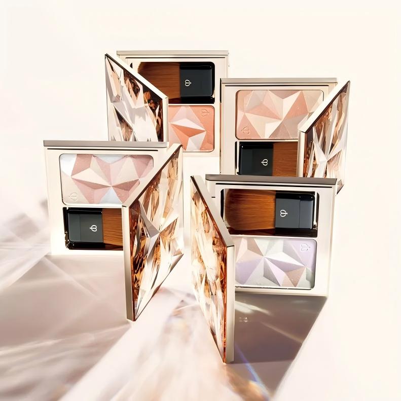 Cle de Peau Beaute Luminizing Face Enhancer #14