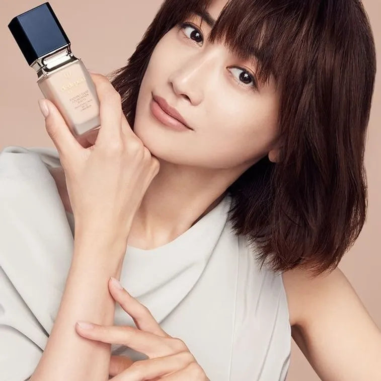 Clé de Peau Beauté Radiant Fluid Foundation Natural #PO00