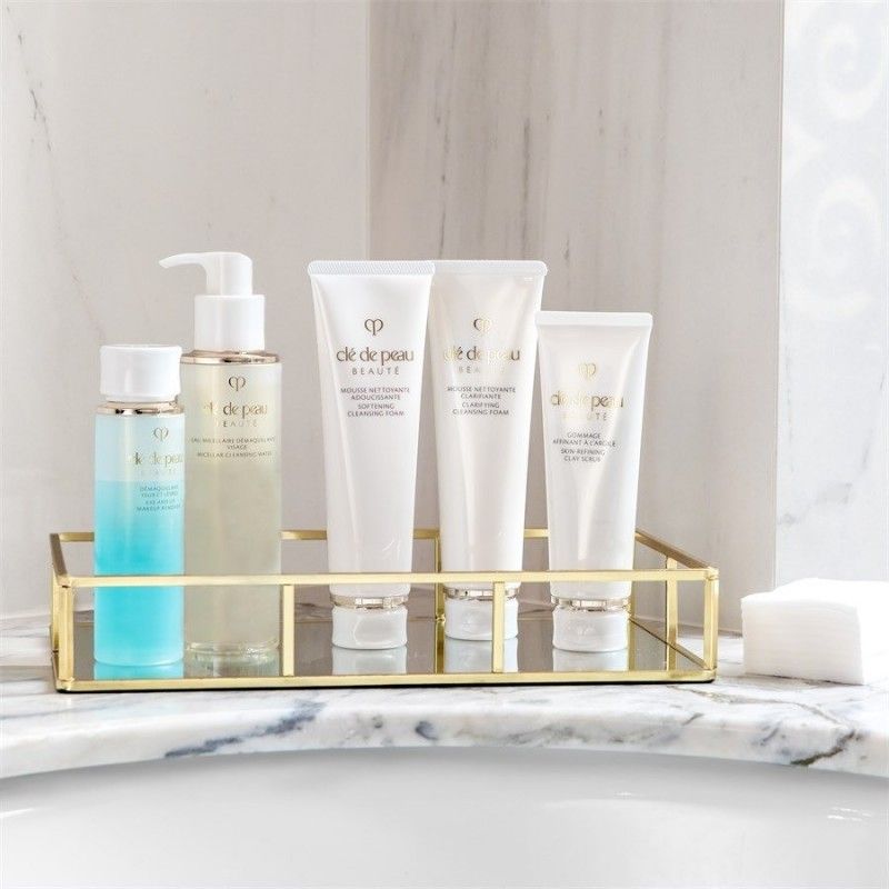 Clé de Peau Beauté Skin-Refining Clay Scrub 100g