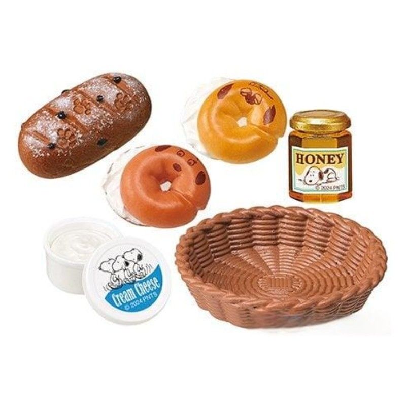 Re-ment Peanuts Snoopy's Bakery