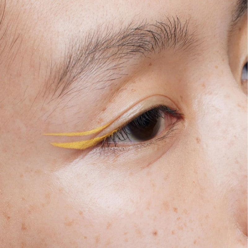 UZU By Flowfushi Eye Opening Liner Yellow