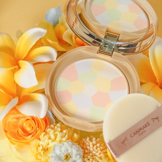 Canmake Marshmallow Finish Powder Abloom #03 Plumeria Wreath