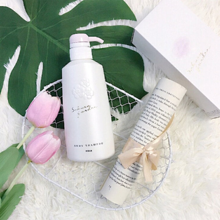 Pola Sakura Garden Body Shampoo 500ml