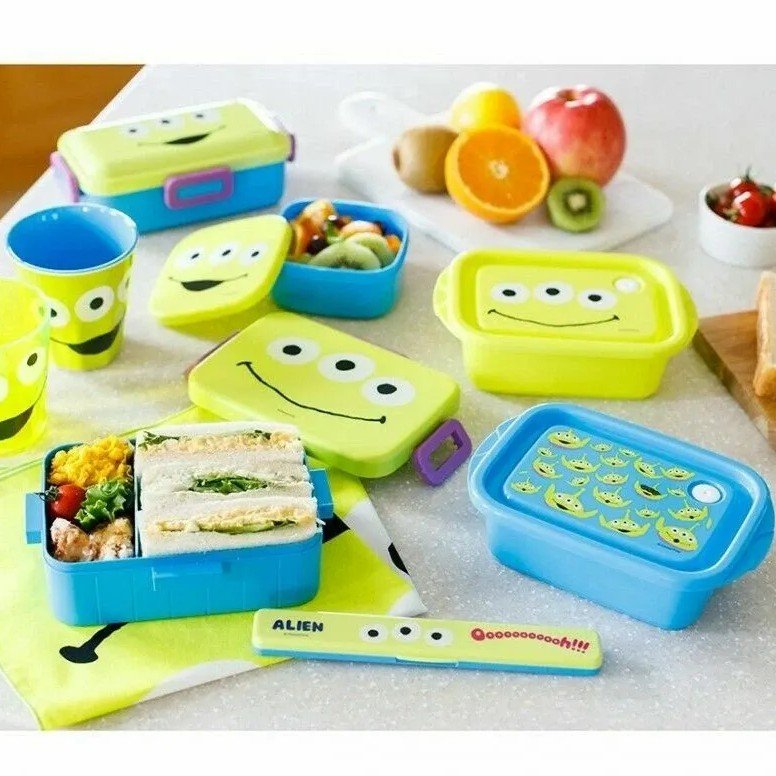 Skater Alien Chopsticks with Case