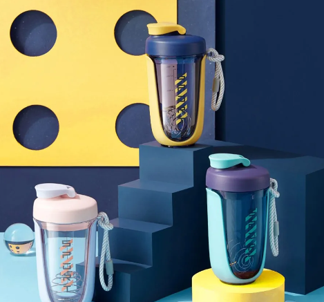 No.1763-塑料摇摇杯-多色-590ml