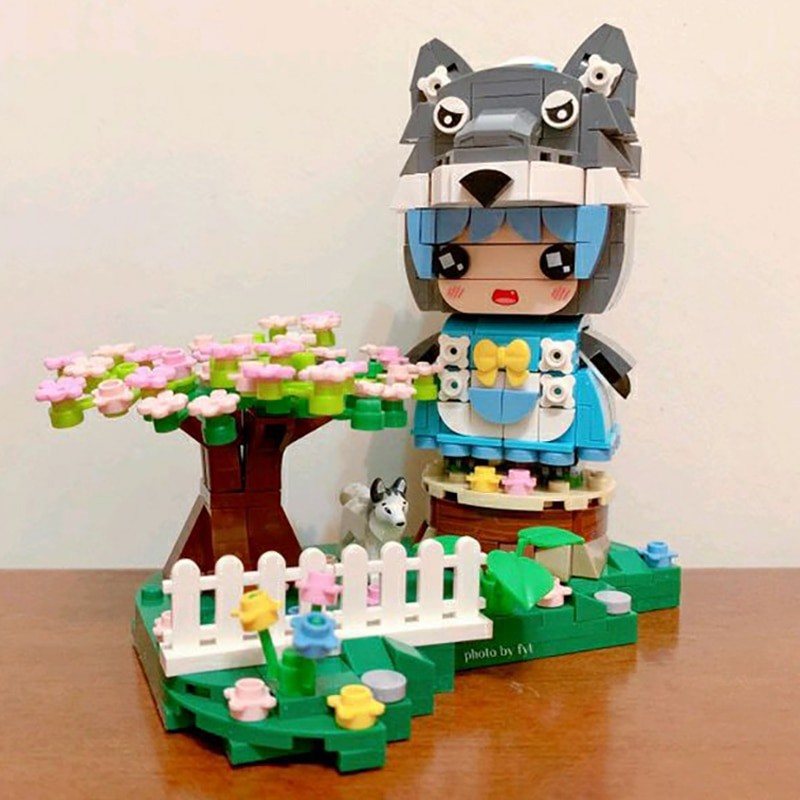 Loz Fairy Tale Animal Mini Block Wolf Boy NO.1662