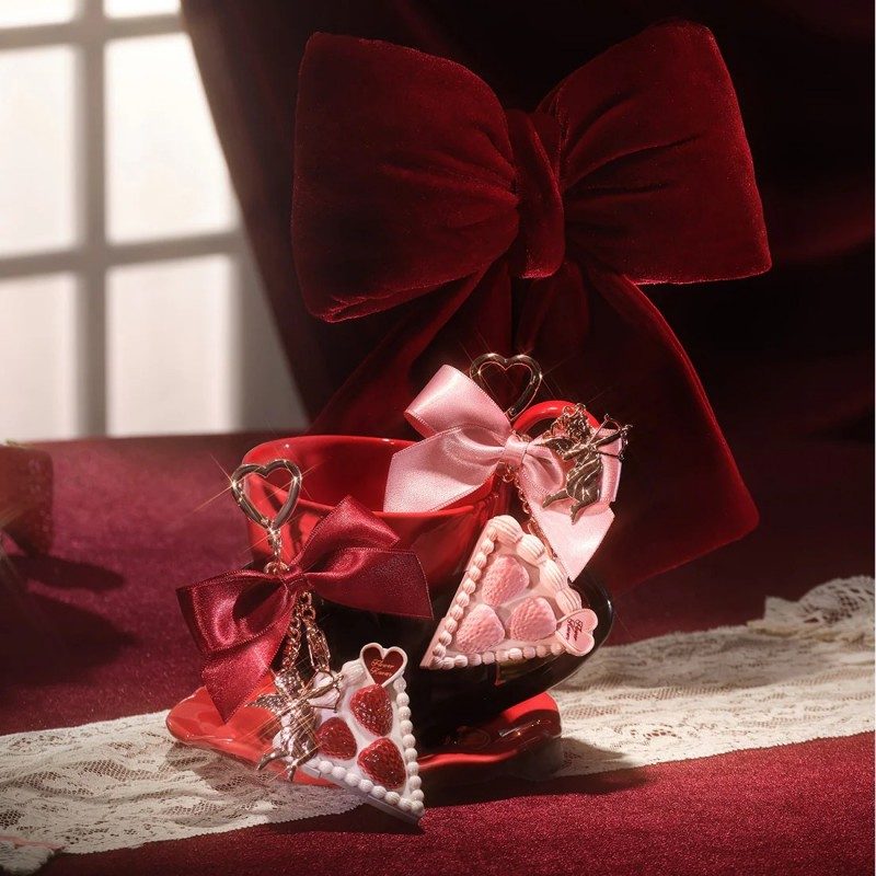 Flower Knows 花知晓 草莓丘比特系列 香膏挂件 草莓粉