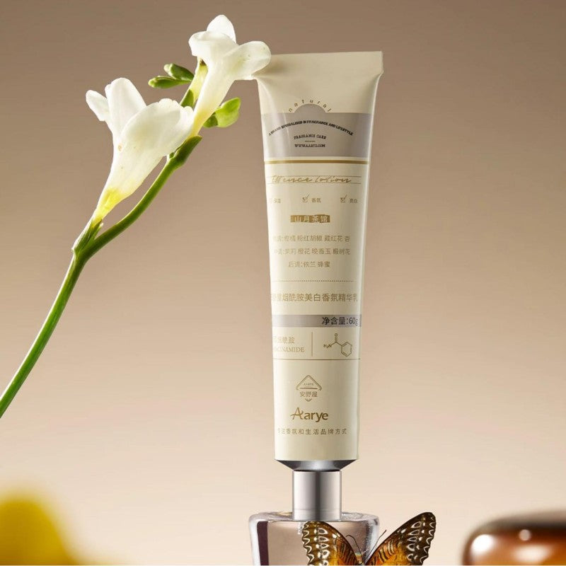 Aarye Fragrance Hand Cream Mountain Moon Teahouse 60g