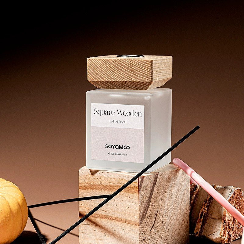 Soyamoo Wood Flameless Diffuser Diary Lid Square Bottle 200ml
