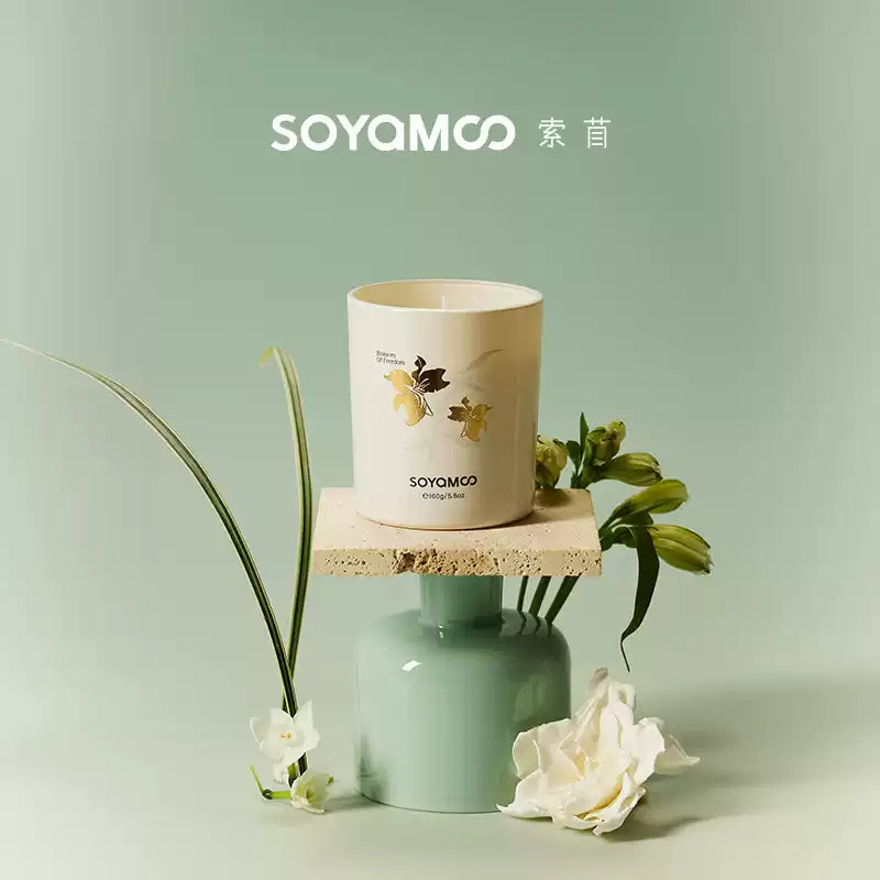 Soyamoo Simple Love Fragrance Candle Moon Gardenia 160g