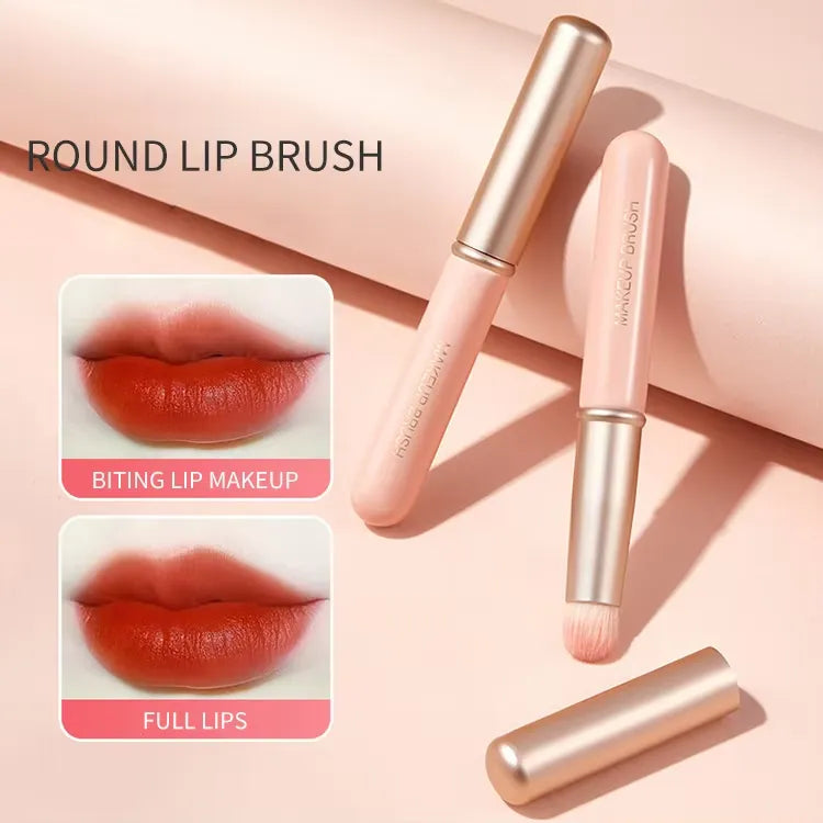 Gecomo Lip Brush With Cover 1pcs