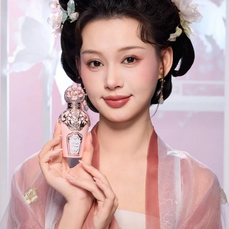 Flower Knows Butterfly Cloud Collar Perfume Ephemeral Dream-Woody Soapy Florals