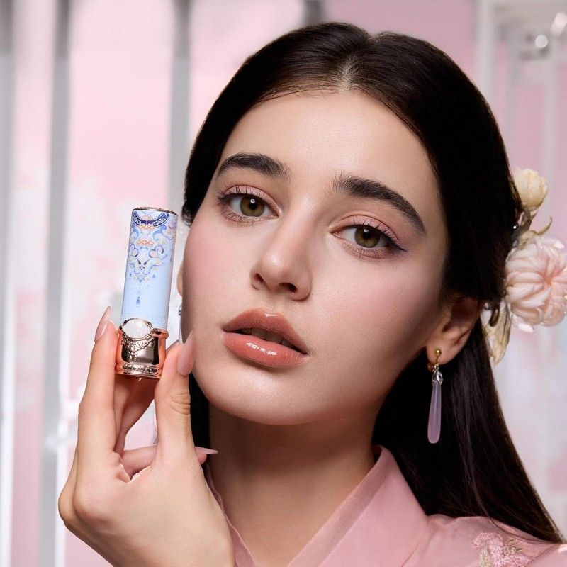 Flower Knows花知晓蝴蝶云肩固体唇釉#C02沉香