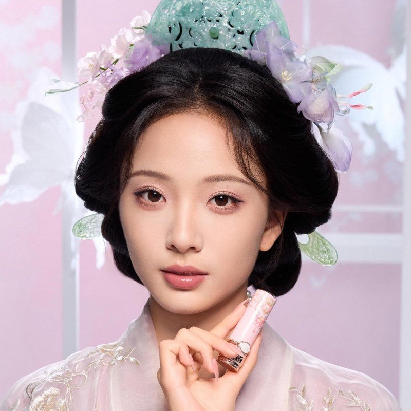 Flower Knows Butterfly Cloud Collar Collection Glossy Lipstick #C06 Cardamom