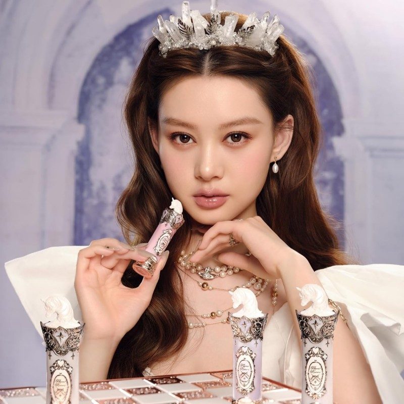 Flower Knows Knight Unicorn Glazed Lipstick #U01 Stellar Wish