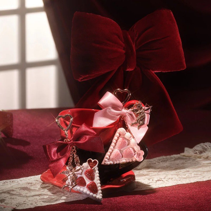 Flower Knows Strawberry Cupid Solid Perfume Cream Gardenia