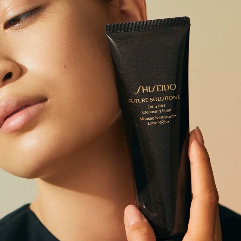 Shiseido Future Solution LX Extra Rich Cleansing Foam 125ml