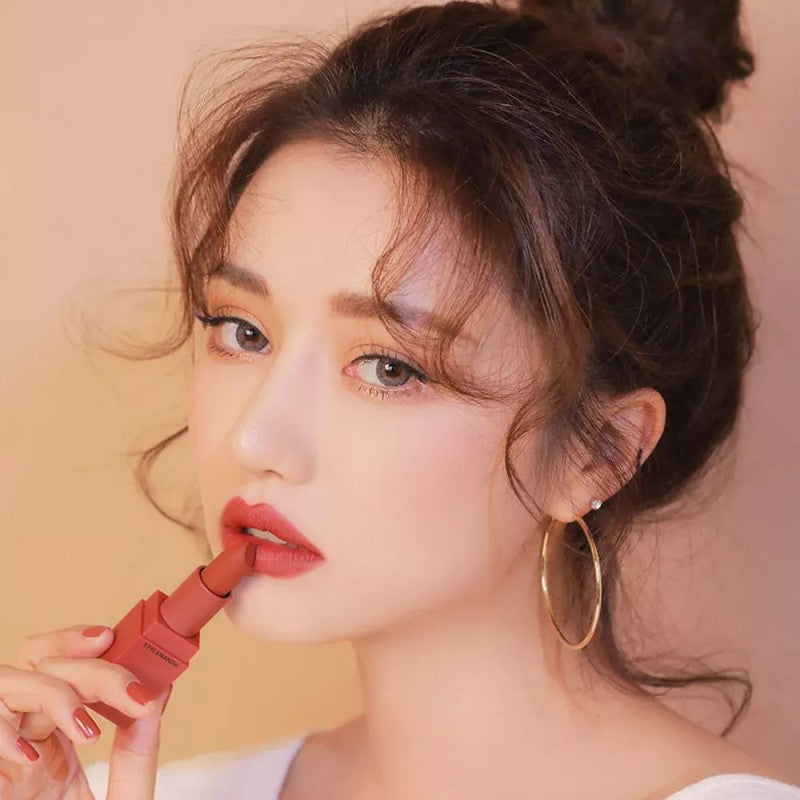 3CE Mood Recipe Matte Lip Color #909 Smoked Rose