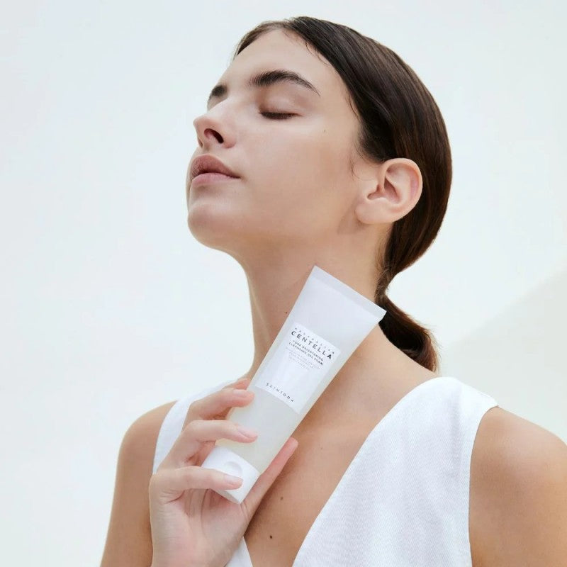 Skin1004 Madagascar Centella Tone Brightening Cleansing Gel Foam 125ml