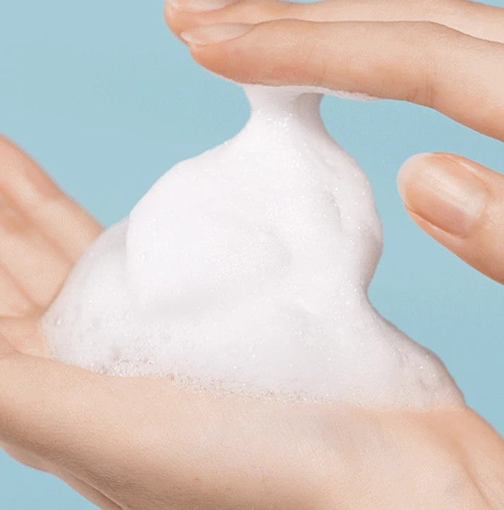 Torriden DIVE-IN Low Molecular Hyaluronic Acid Cleansing Foam 150ml