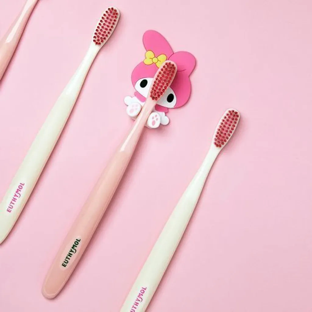 Euthymol Sanrio Whitening Toothbrush with Hook My Melody Pink 1+1pcs