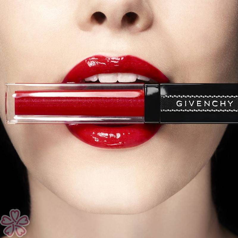 Givenchy Lip Gloss Interdit Vinyl #12 Rouge Thriller