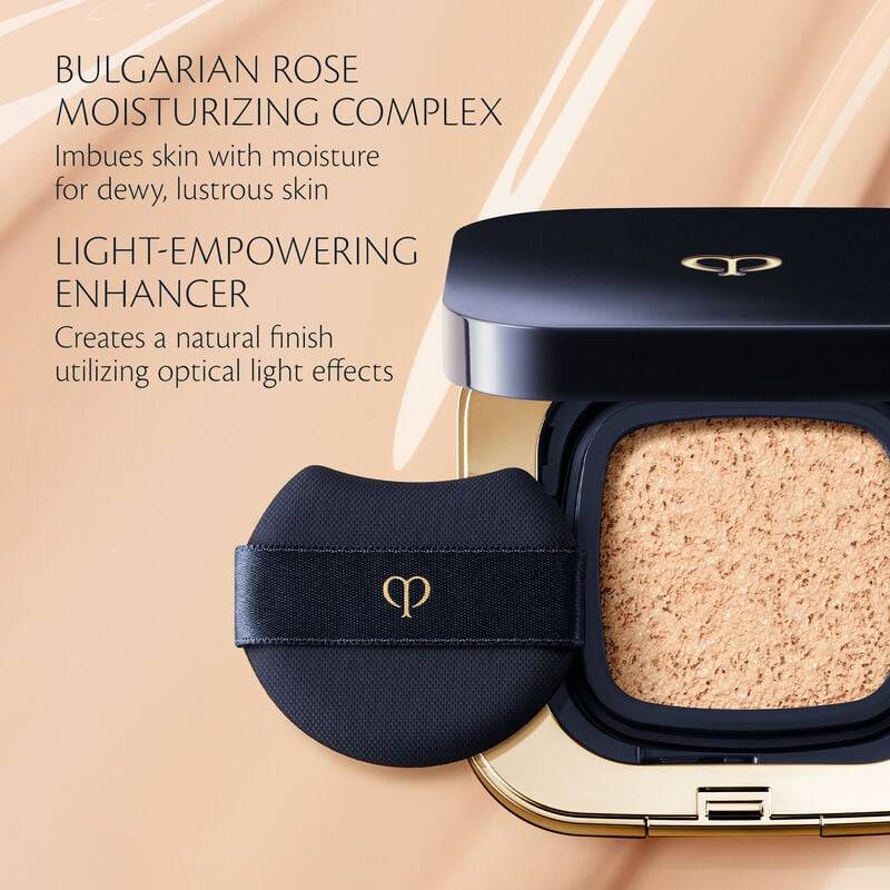 Cle de Peau Beaute CPB Radiant Cushion Foundation Dewy #OC10