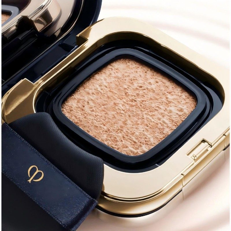 Cle de Peau Beaute Radiant Cushion Foundation Dewy Refill #PO00