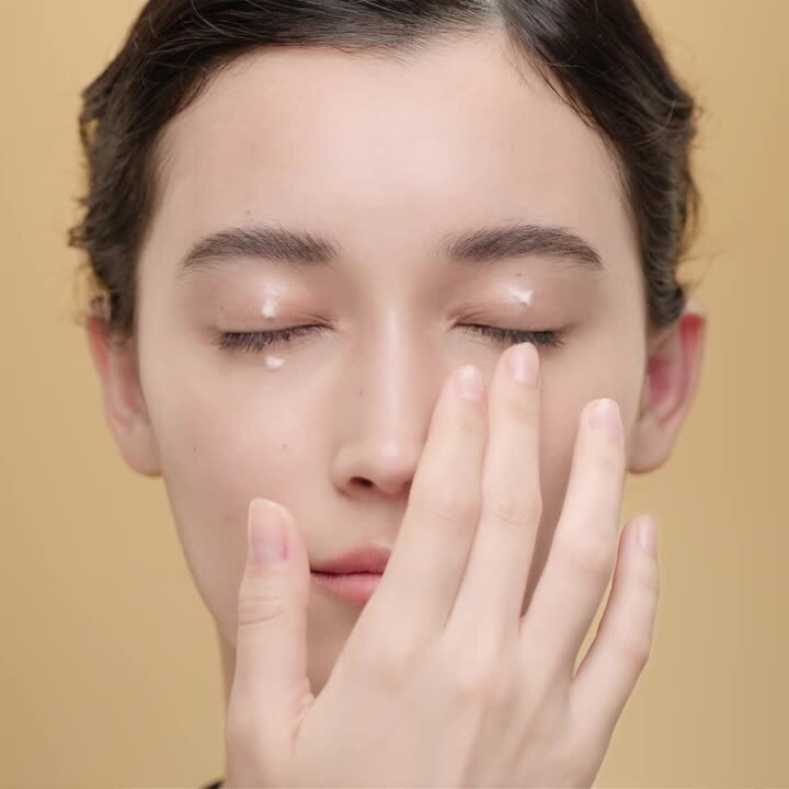 CPB肌肤之钥4D精雕眼霜紧致抚纹精华眼霜 15ml