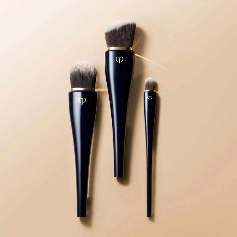 Clé de Peau Beauté High Coverage Foundation Brush 1pcs
