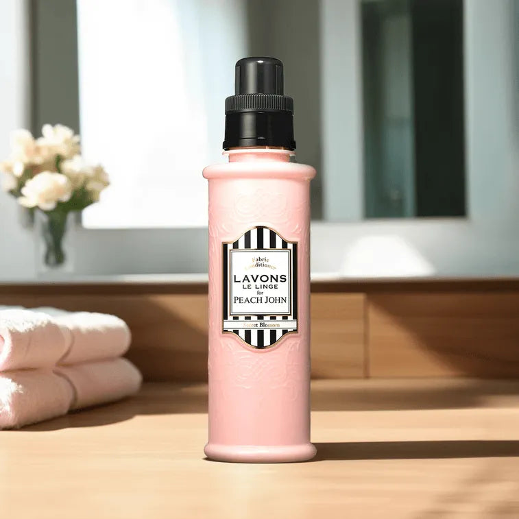 Lavons Fabric Softener Secret Blossom 600ml