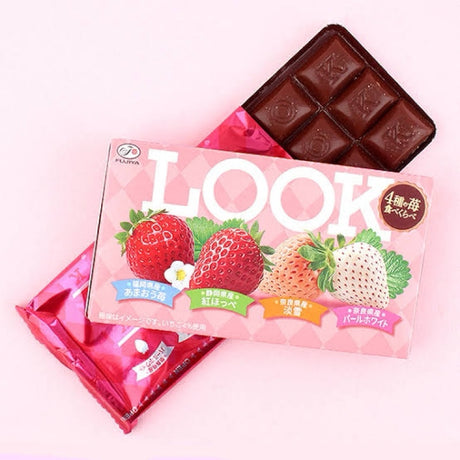 Fujiya Look Chocolate 4 Types of Strawberries 42g