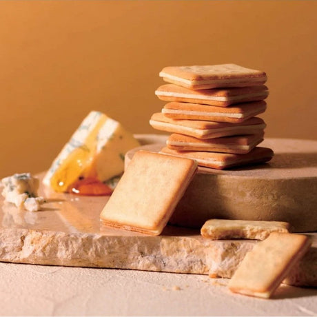 Tokyo Milk Cheese Factory东京牛奶芝士工厂蜂蜜戈尔贡佐拉饼干 9枚