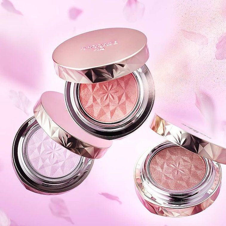 Decorte AQ Blush #06 Petal Pink