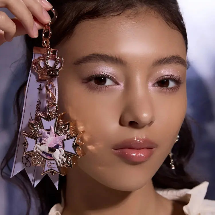 Flower Knows Knight Unicorn Eyeshadow Palette & Charm #02 Dreamy Lilac
