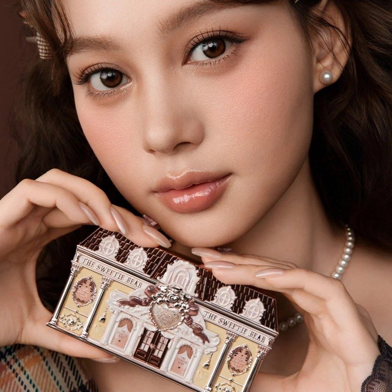 Flower Know花知晓甜心小熊六色眼影盘#01黄油可颂