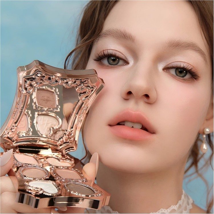 Flower Knows花知晓邦尼花园六色眼影盘#01白兔子