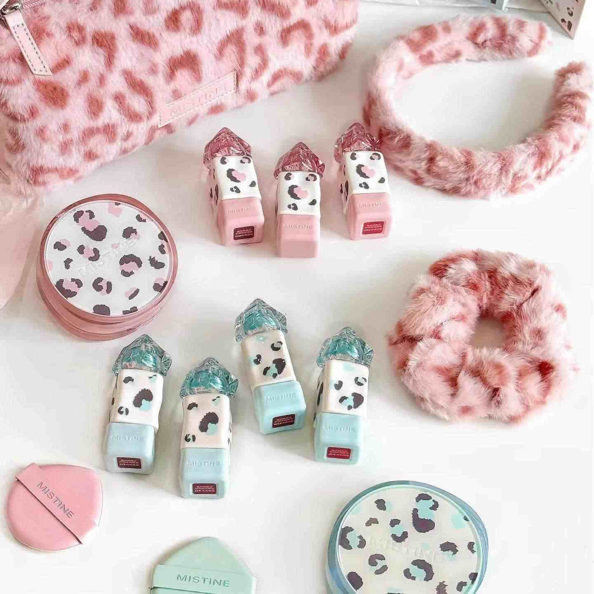 Mistine Thai Latte Juicy Lip Glaze Leopard #V11 Apricot Milk Coffee