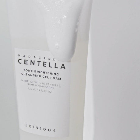 Skin1004 Madagascar Centella Tone Brightening Cleansing Gel Foam 125ml